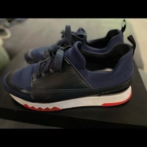 Used Hermès men’s sneakers.